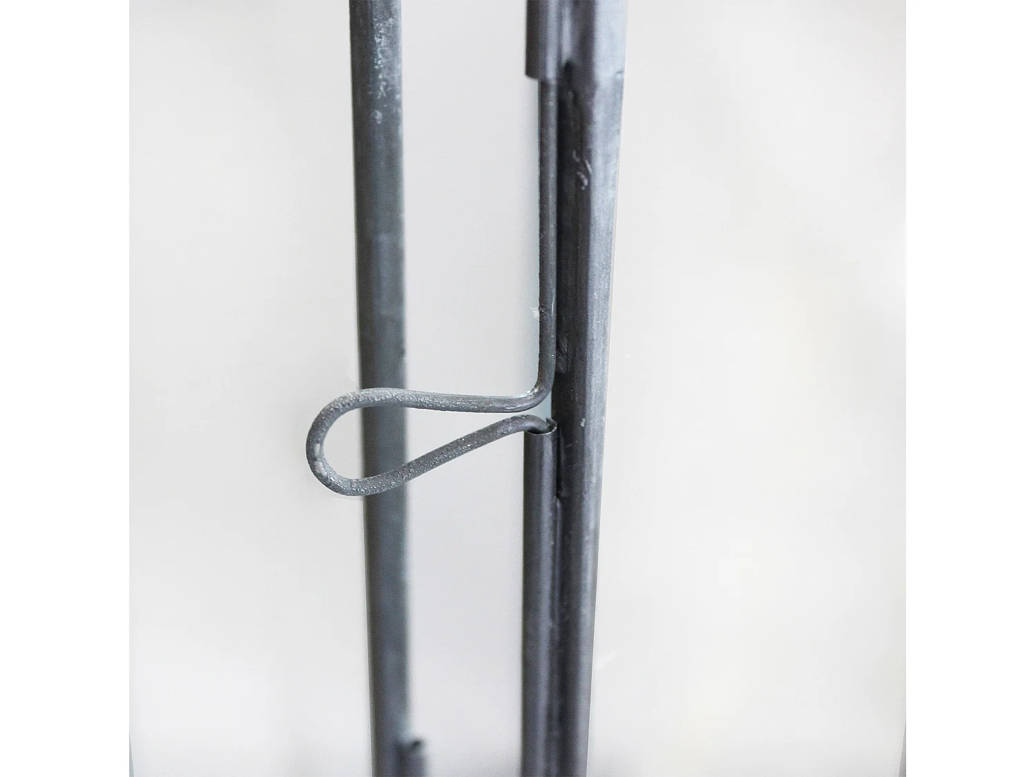 MilaniHome.it - lanterna in vetro di design moderno per giardino cm 10 x 10 x 46 hdi coloreGrigio