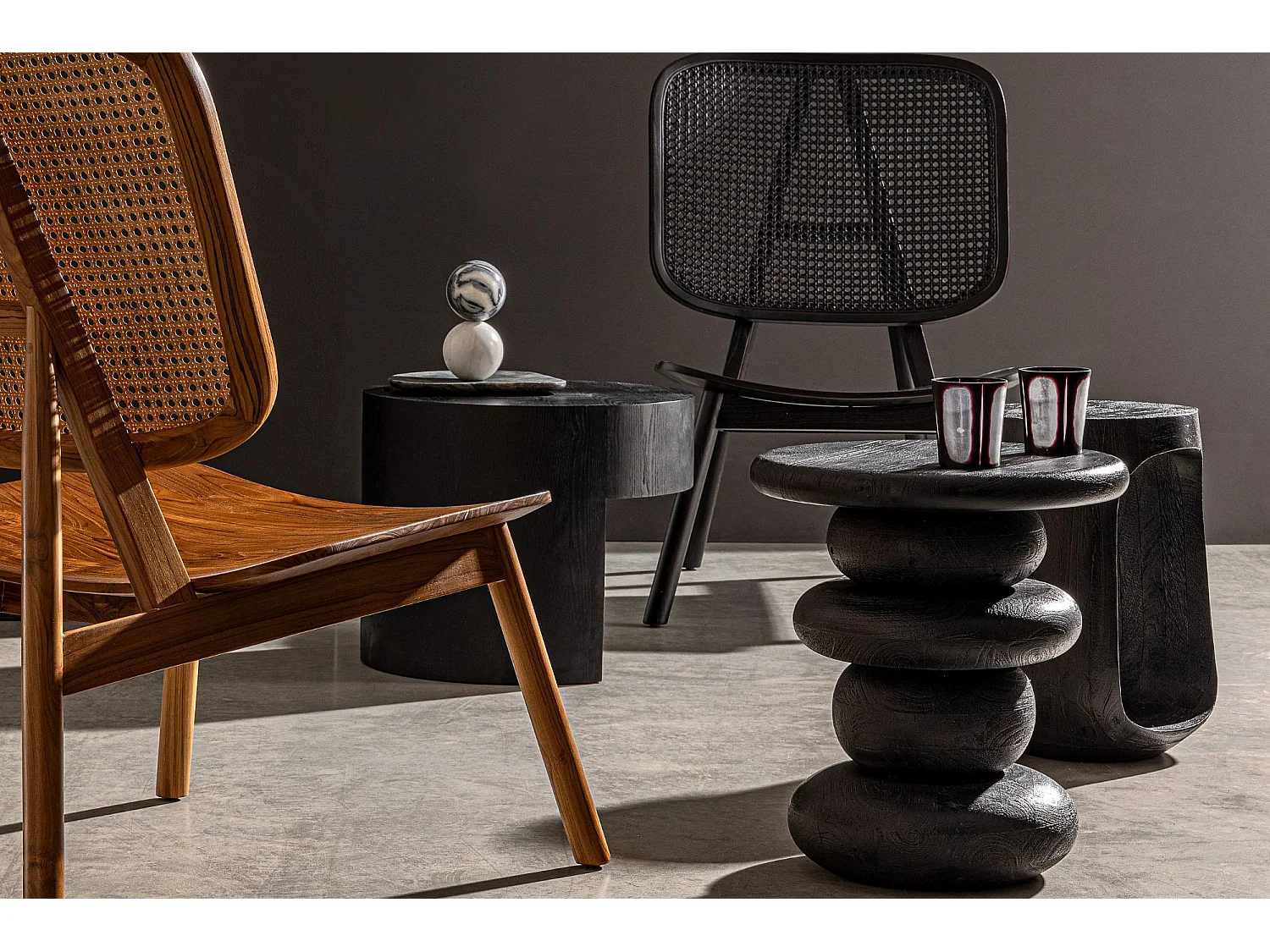 Table basse ronde en bois de manguier D40 - CAIRN