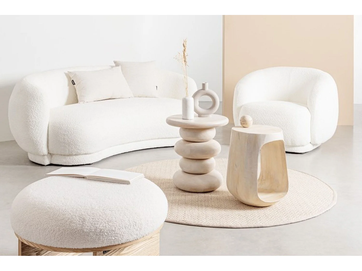 Table basse ronde en bois de manguier D40 - CAIRN