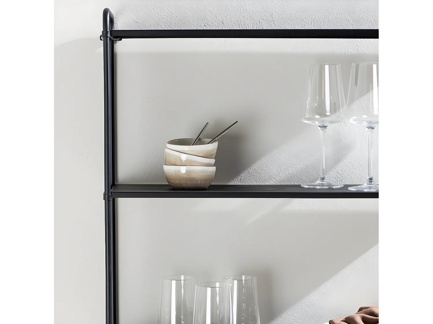 LyonH wandkast wandhangend 3 planken zwart.