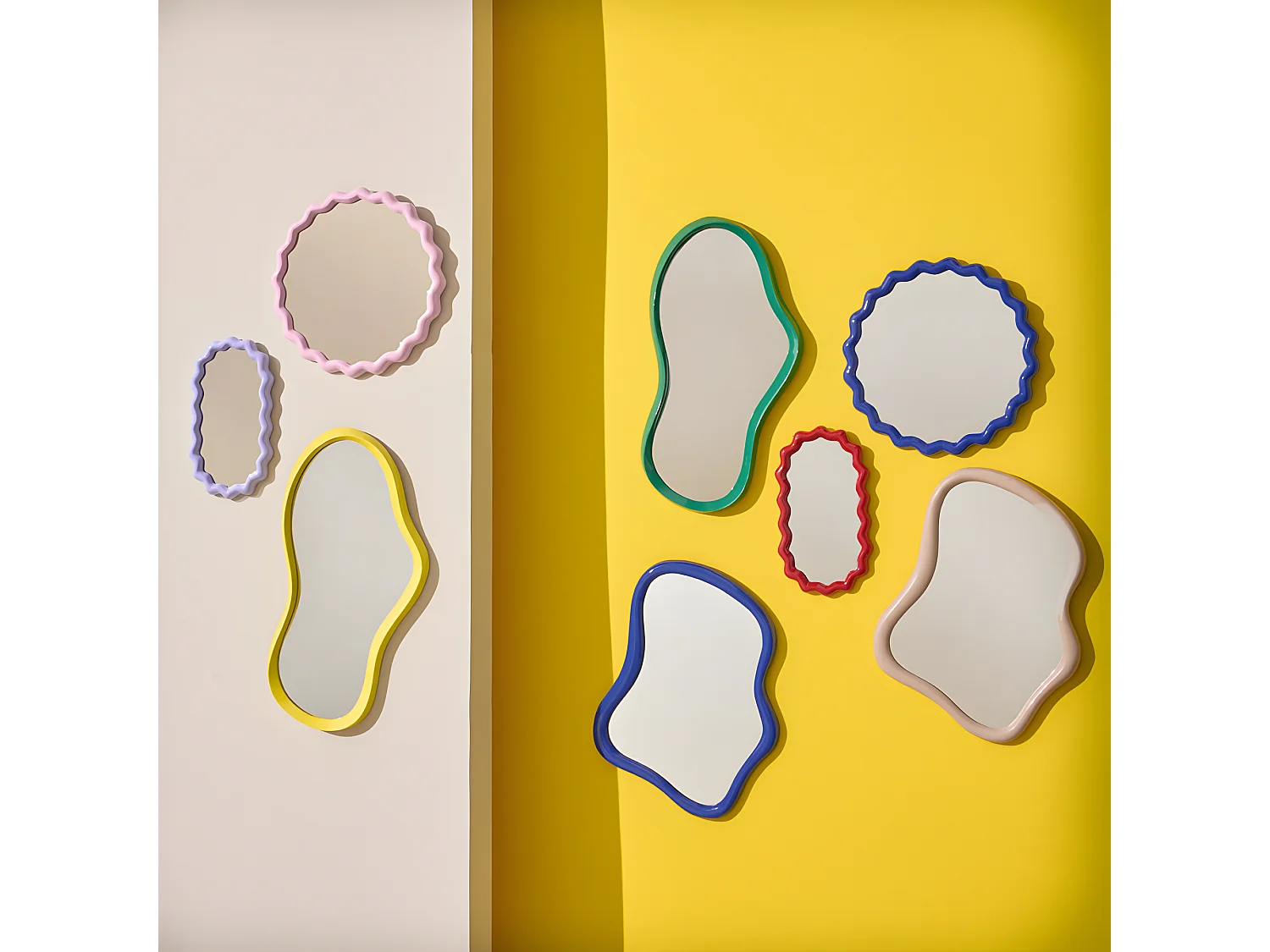 Parma - Miroir de forme organique 33x63cm - Jaune