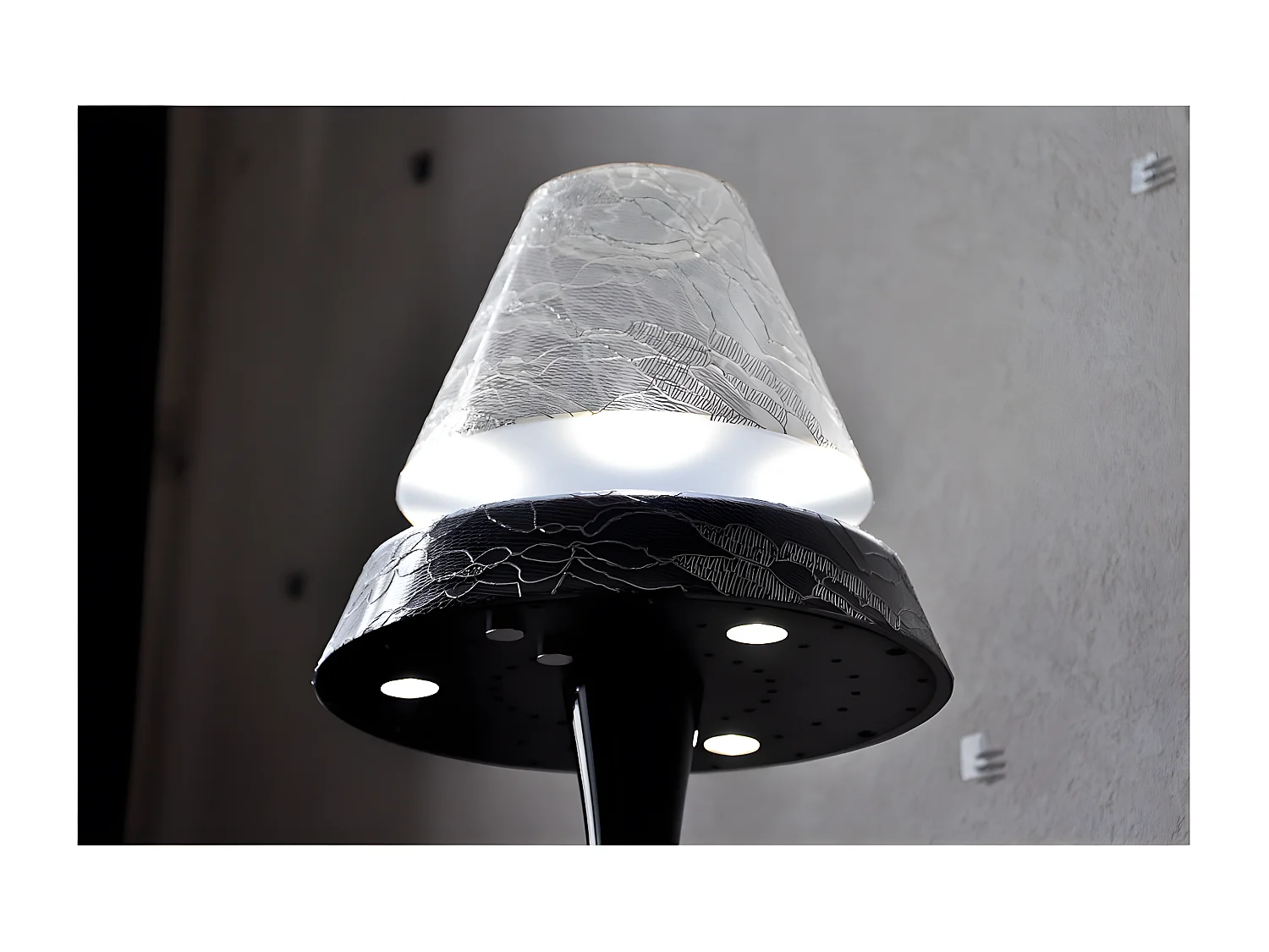 Lampe en lévitation ALTHURIA FASHION