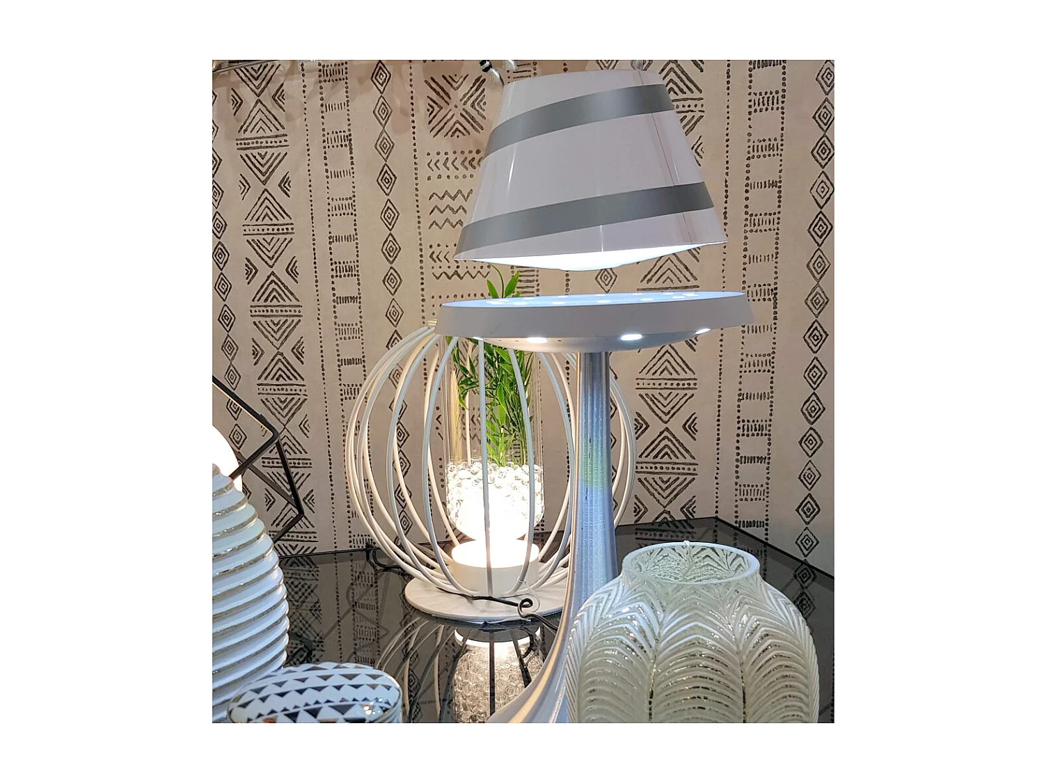 Lampe en lévitation ALTHURIA HYPNOTIC BLANCHE