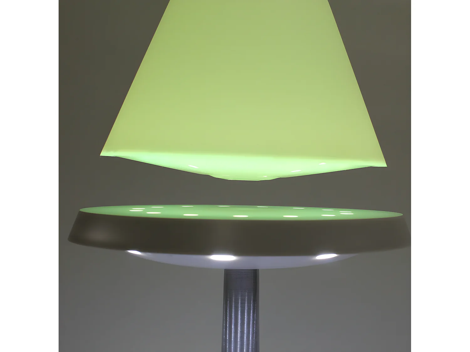 Lampe en lévitation ALTHURIA multicolore RAINBOW