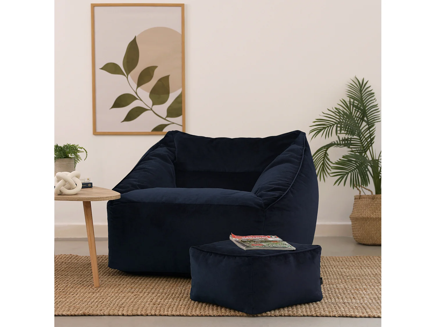 Pouf fauteuil avec repose-pied carré velours bleu minuit - NATALIA