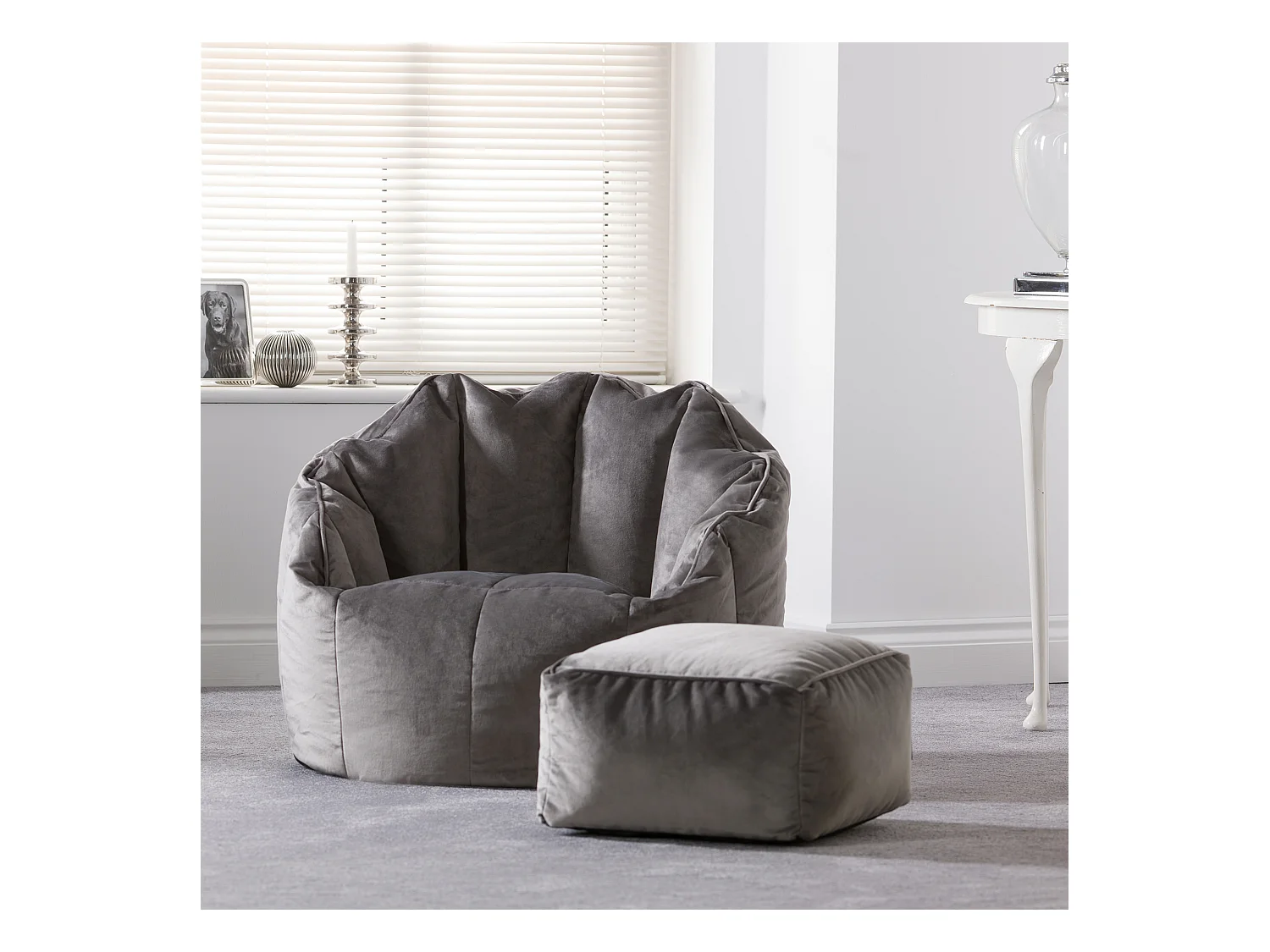 Pouf fauteuil avec repose-pied velours gris anthracite - SIRENA