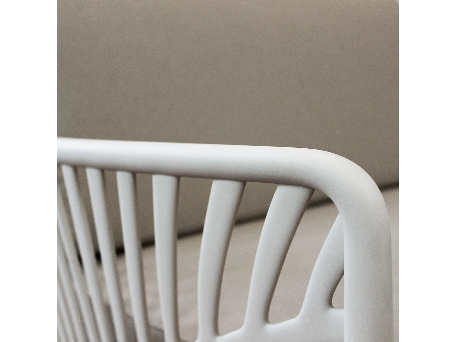 MilaniHome.it - Salotto con divano 2 posti da giardino in polipropilenedi coloreTortora