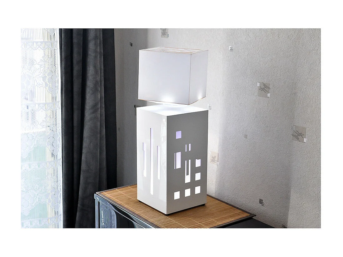 Lampe LED en lévitation MEGAPOLITE CityLine Blanche