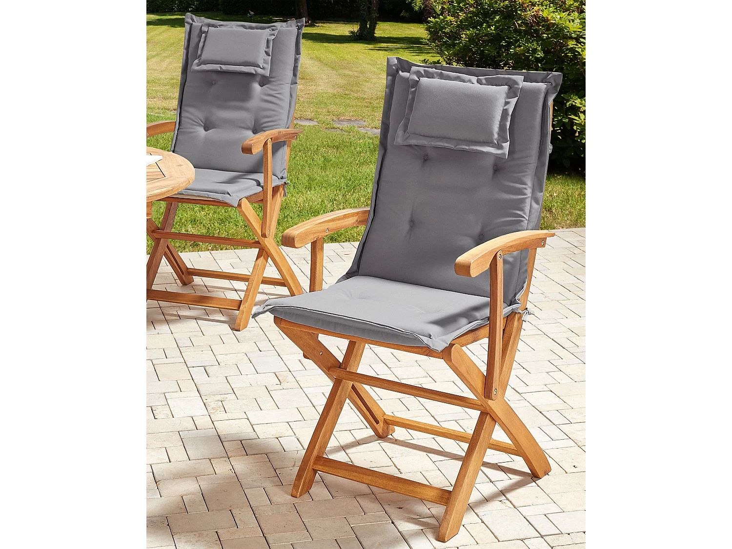 Gartenstuhl 2er Set Akazienholz heller Holzfarbton klappbar mit Auflagen Maui II