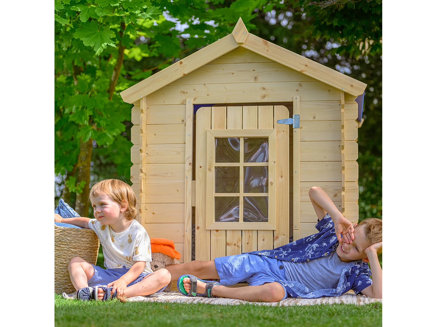 Houten kinderhuis zonder vloer met rood dak - 1m² / 114x111xH121 cm - M570R-1