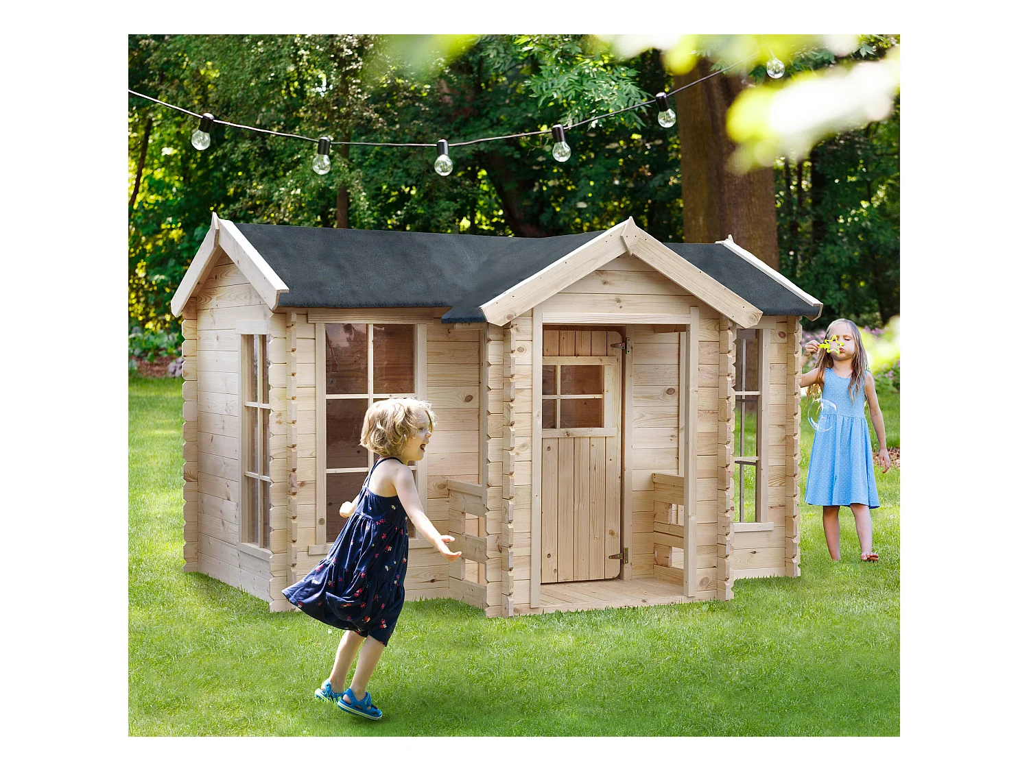 Casa de madera para niños - L187xL241xA151cm/ 2.63m2  - TIMBELA M520