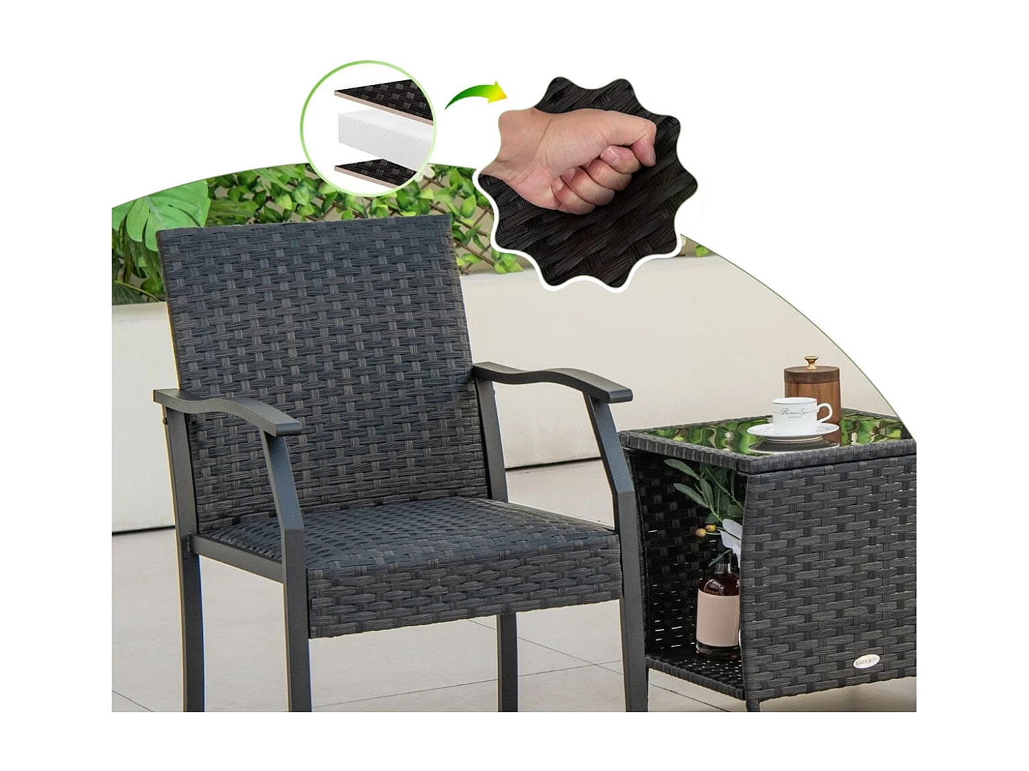 Set 3 mobili in vimini da giardino con cuscini, Set sedie e tavolino da esterno con piano tavolo in vetro temperato