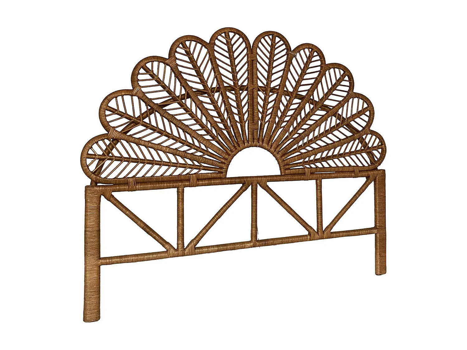 Cabecero de ratán oscuro