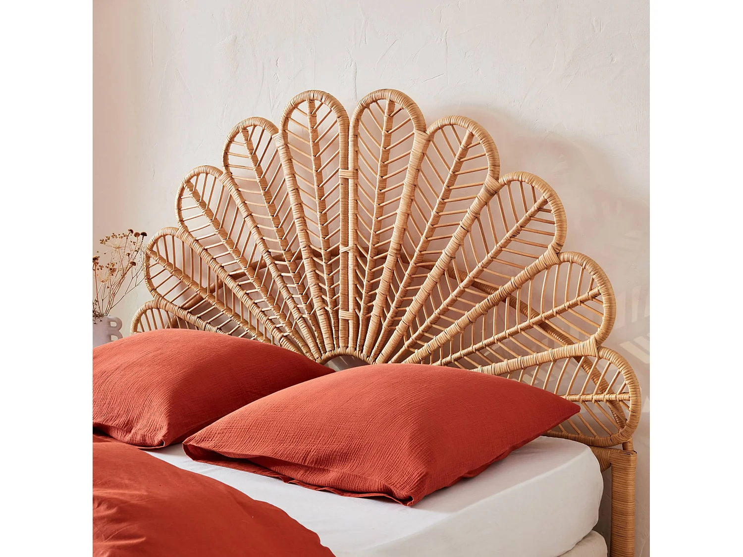 Cabecero de ratán natural