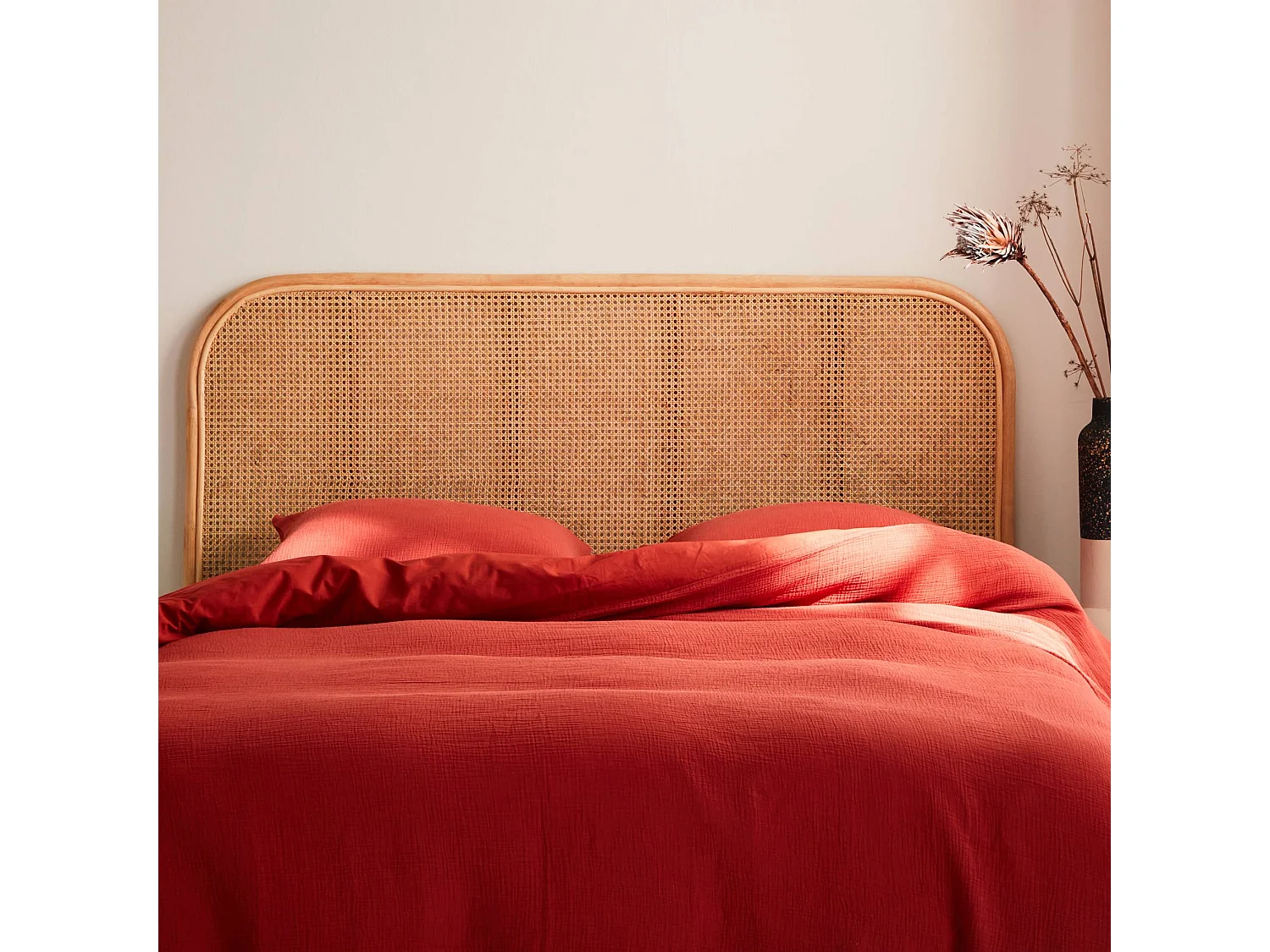 Tête de lit en rotin naturel et cannage. L 160 x P3 x H110cm