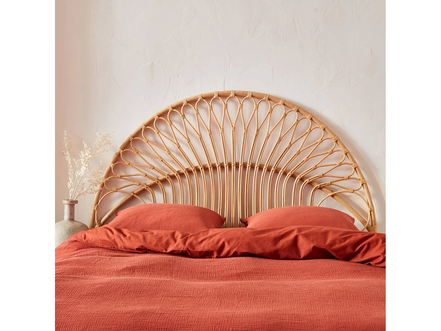 Tête de lit en rotin naturel. L 160 x P3 x H130cm