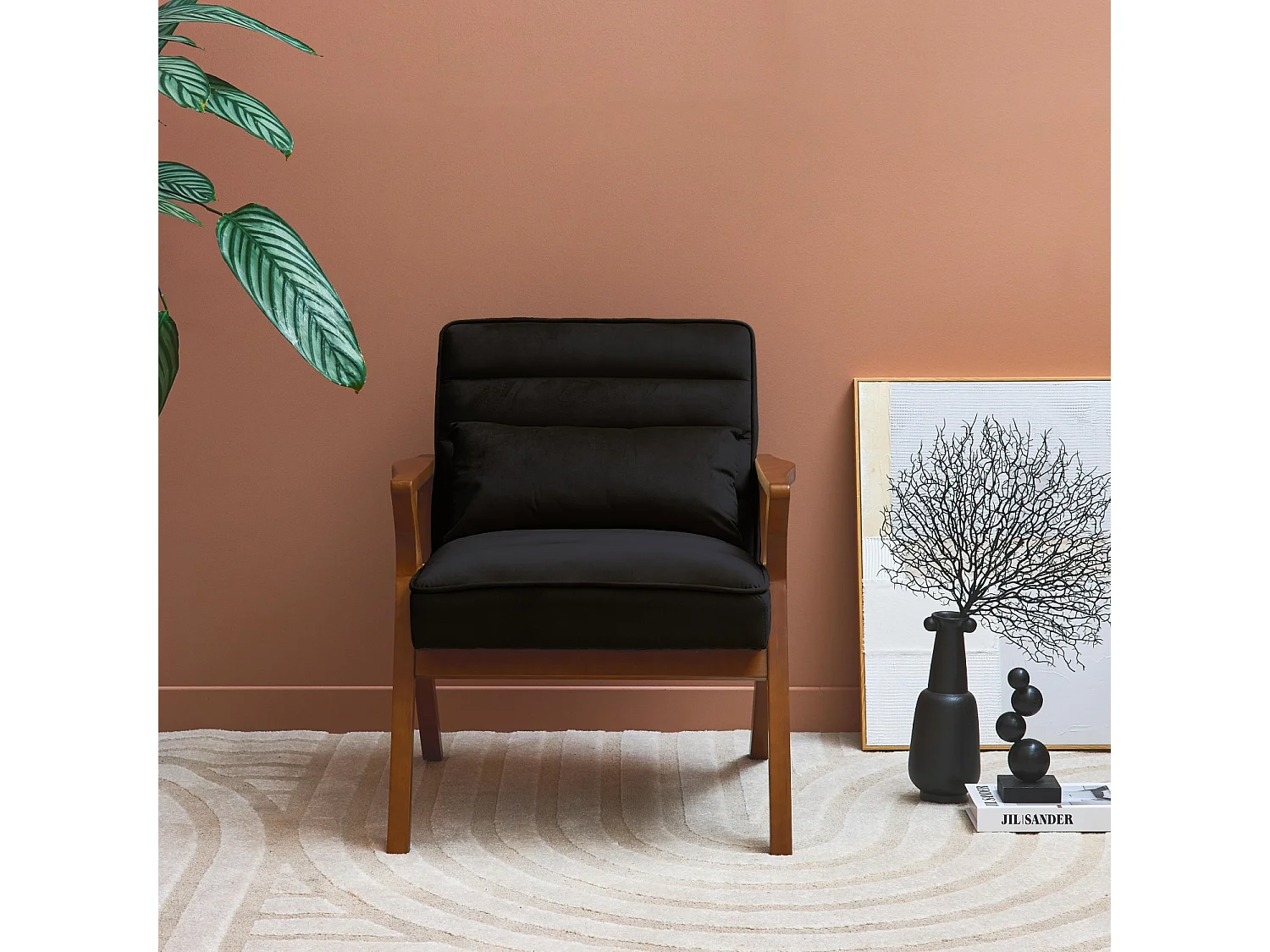 Fauteuil scandinave bois d'hévéa et velours noir