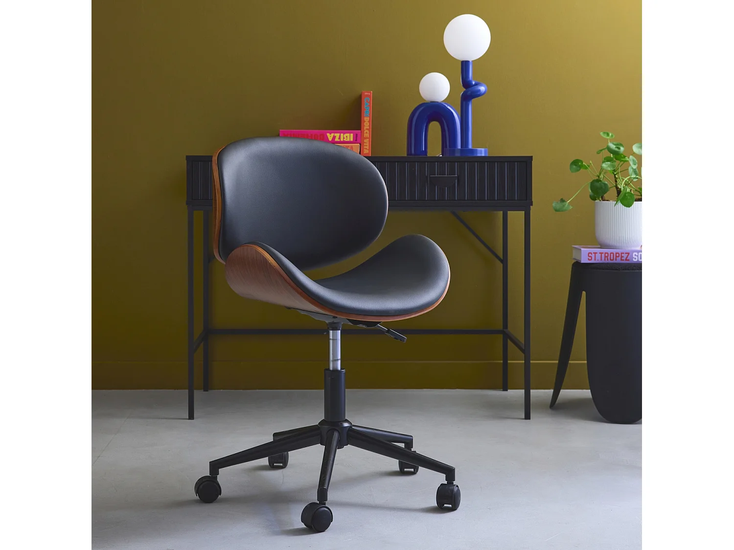 Sedia da ufficio con rotelle, effetto legno curvato e similpelle, nero