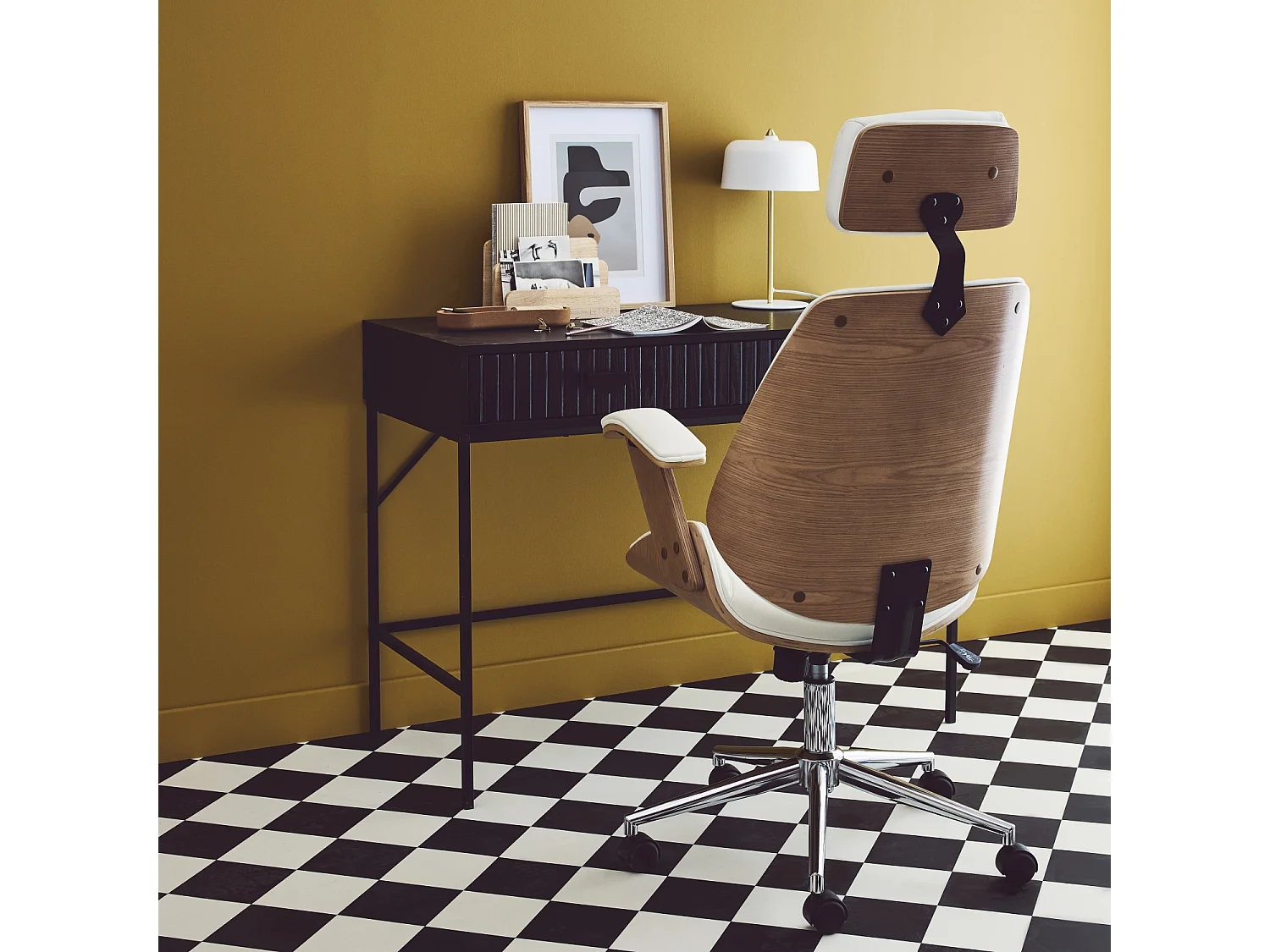 Sedia da ufficio con rotelle, effetto legno curvato e similpelle,