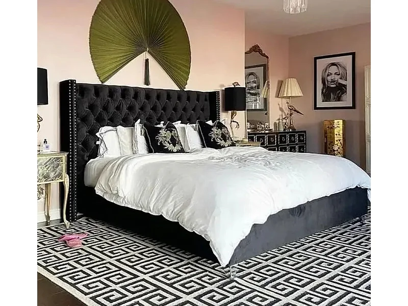 Lit double 180x200 cm velours noir tête capitonnée sommier inclus PRINCESSE