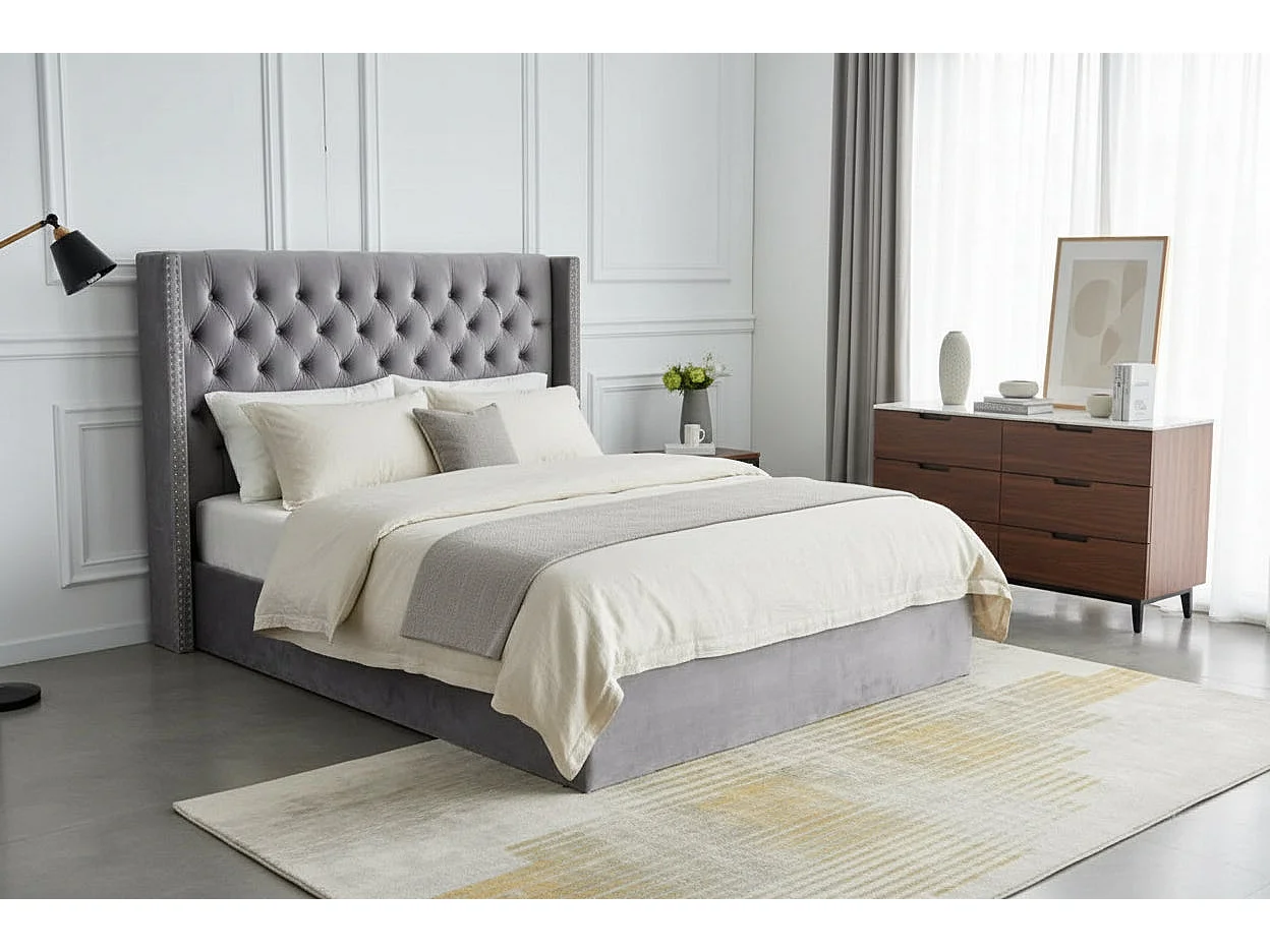 Lit COFFRE 2 places 160X200 cm CLOUTE velours GRIS