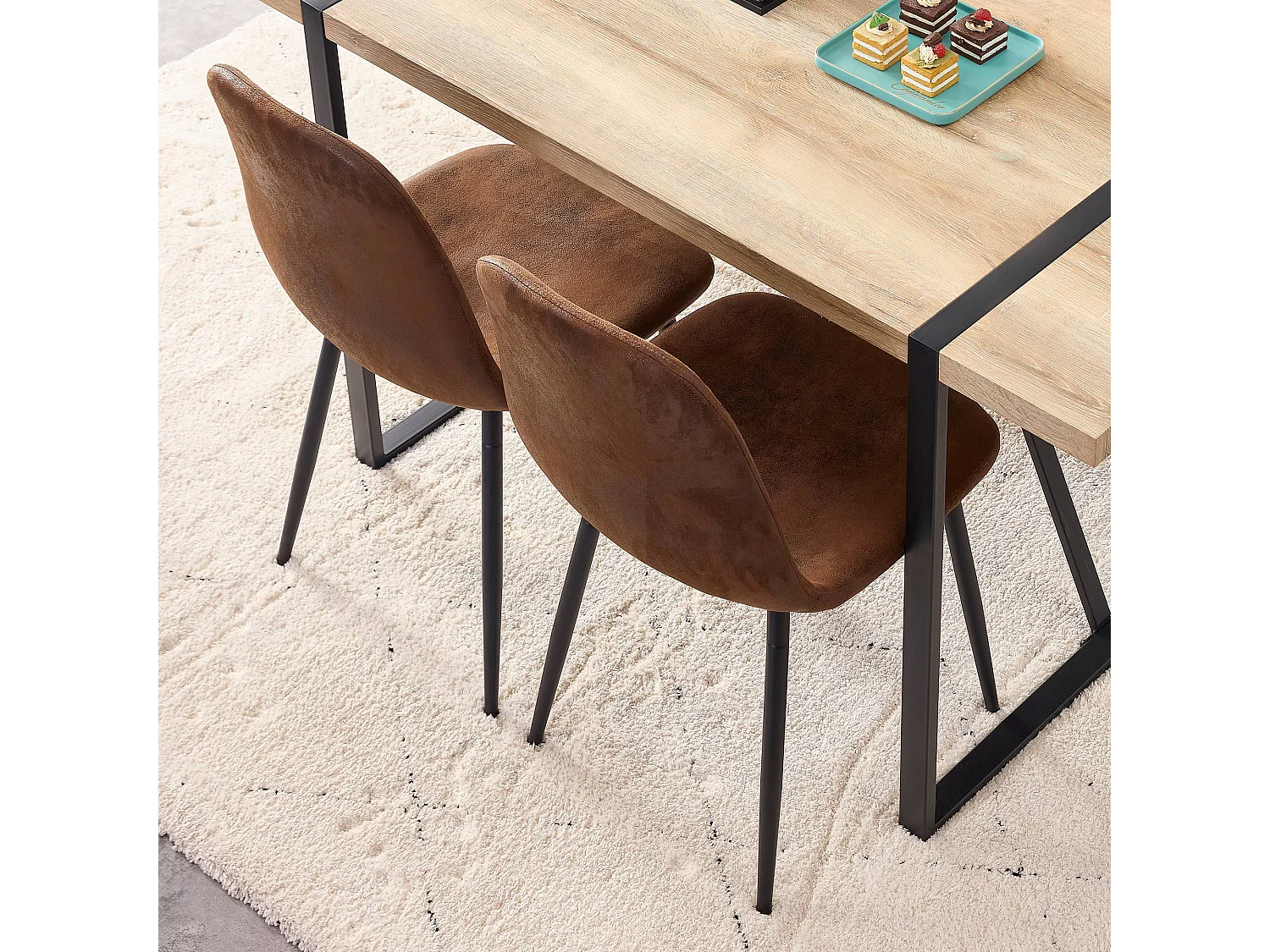 Juego de 2 sillas de comedor - Asiento de ante sintético y patas de acero - Sin brazos - Estilo vintage - Marrón