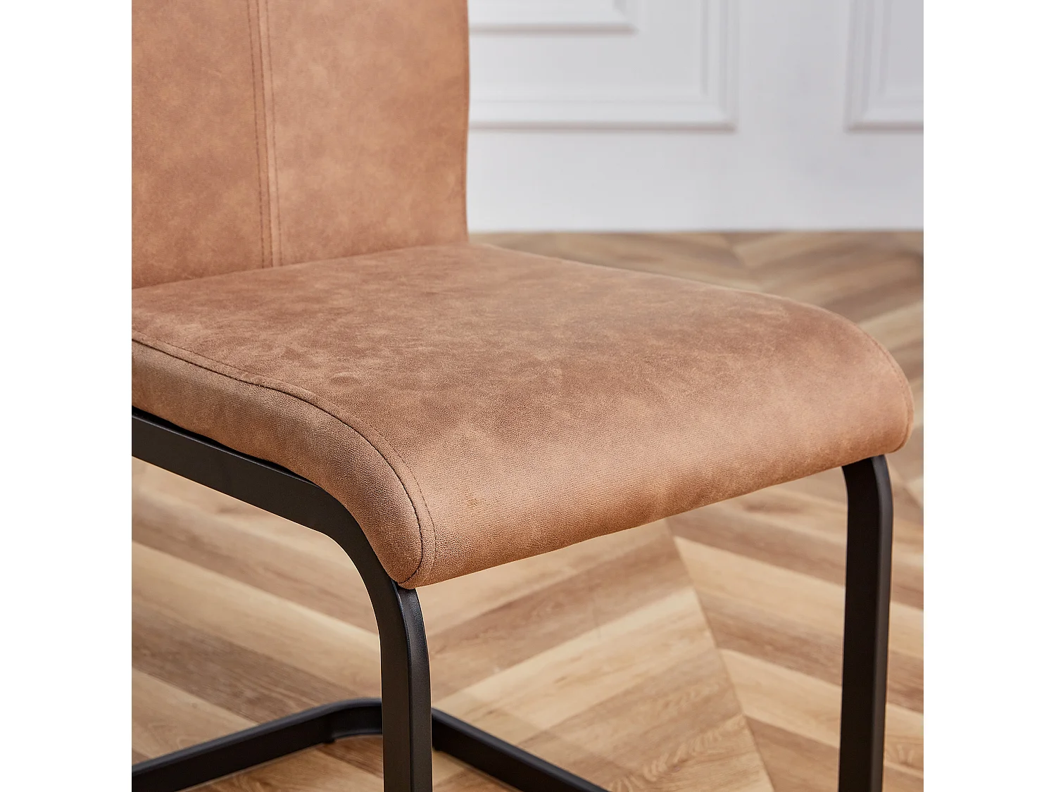 Conjunto de 4 cadeiras cantilever em pele sintética - Pernas de metal - Sem braços - Castanho