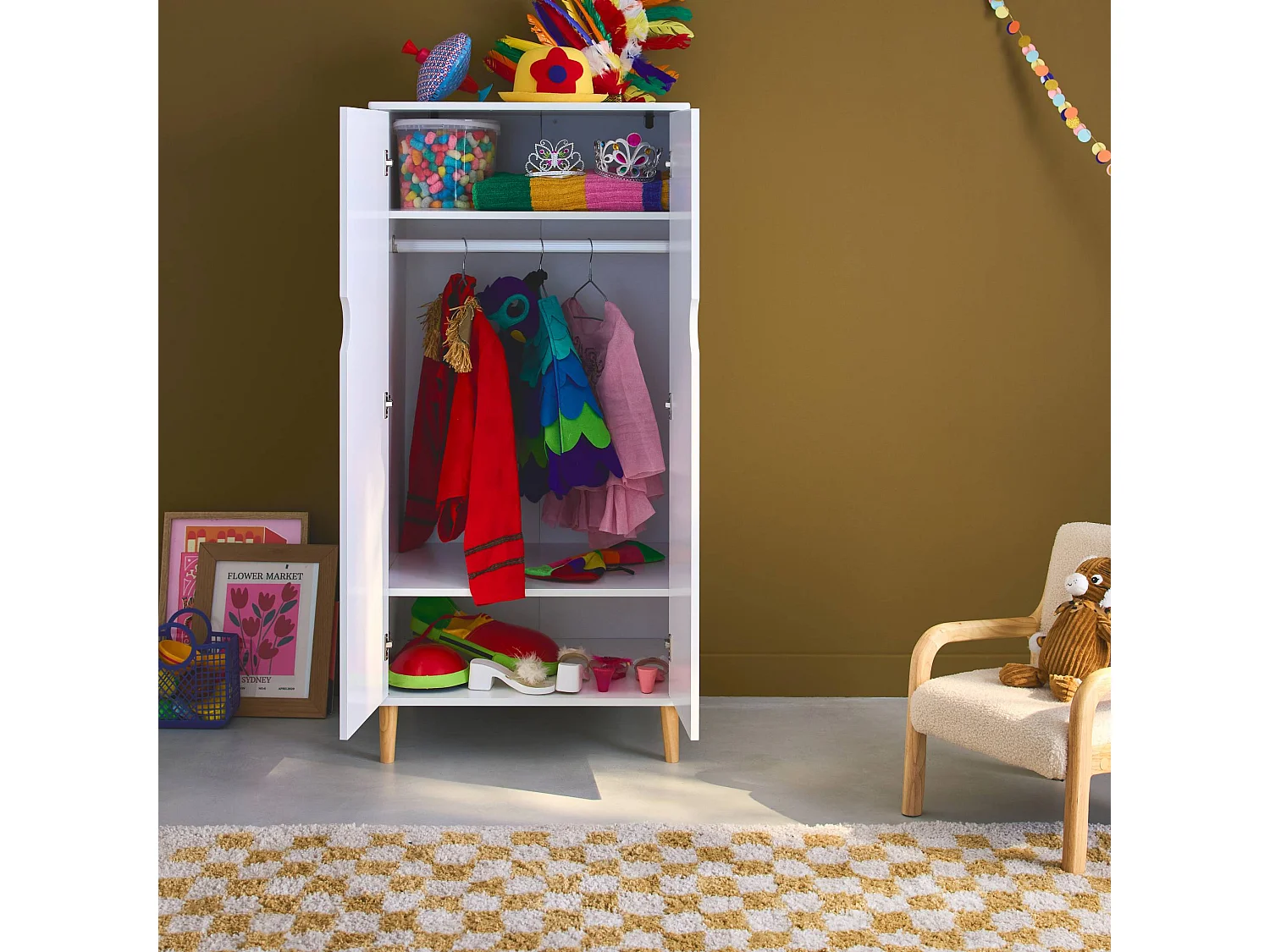 Armadio bianco per bambini, bianco