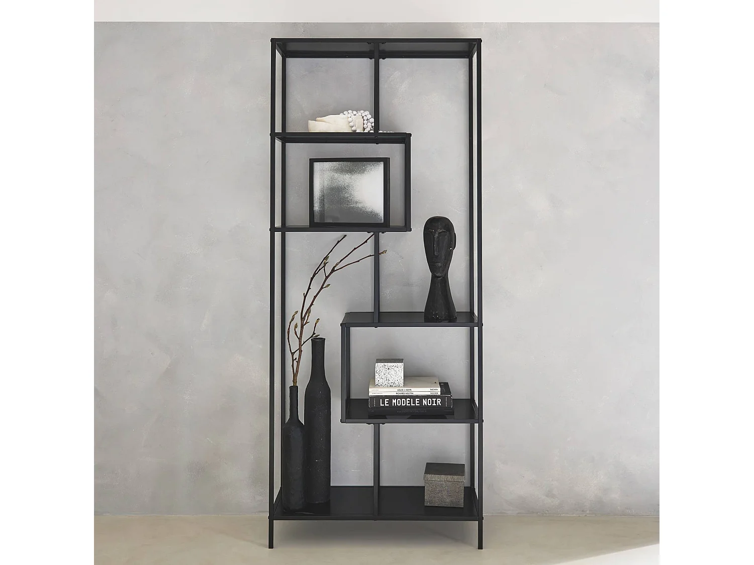 Estantería asimétrica de 6 niveles en metal  negro
