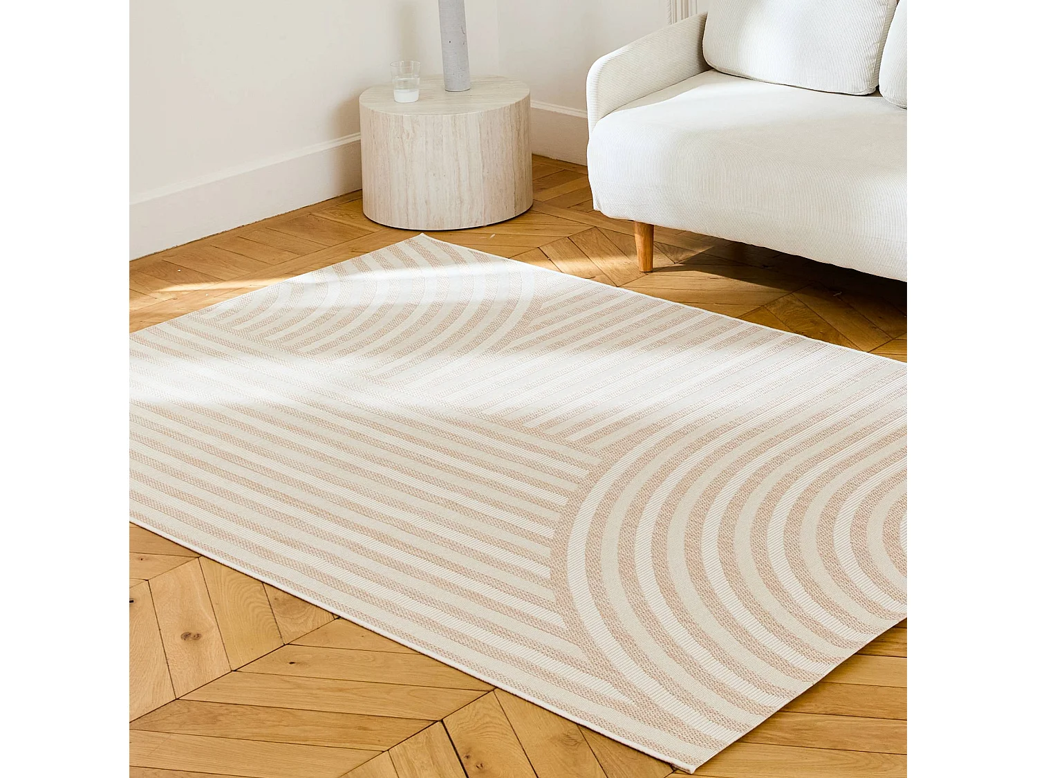 Tapis intérieur/extérieur motif arches beige. 200 x 290cm 100% polyester recyclé