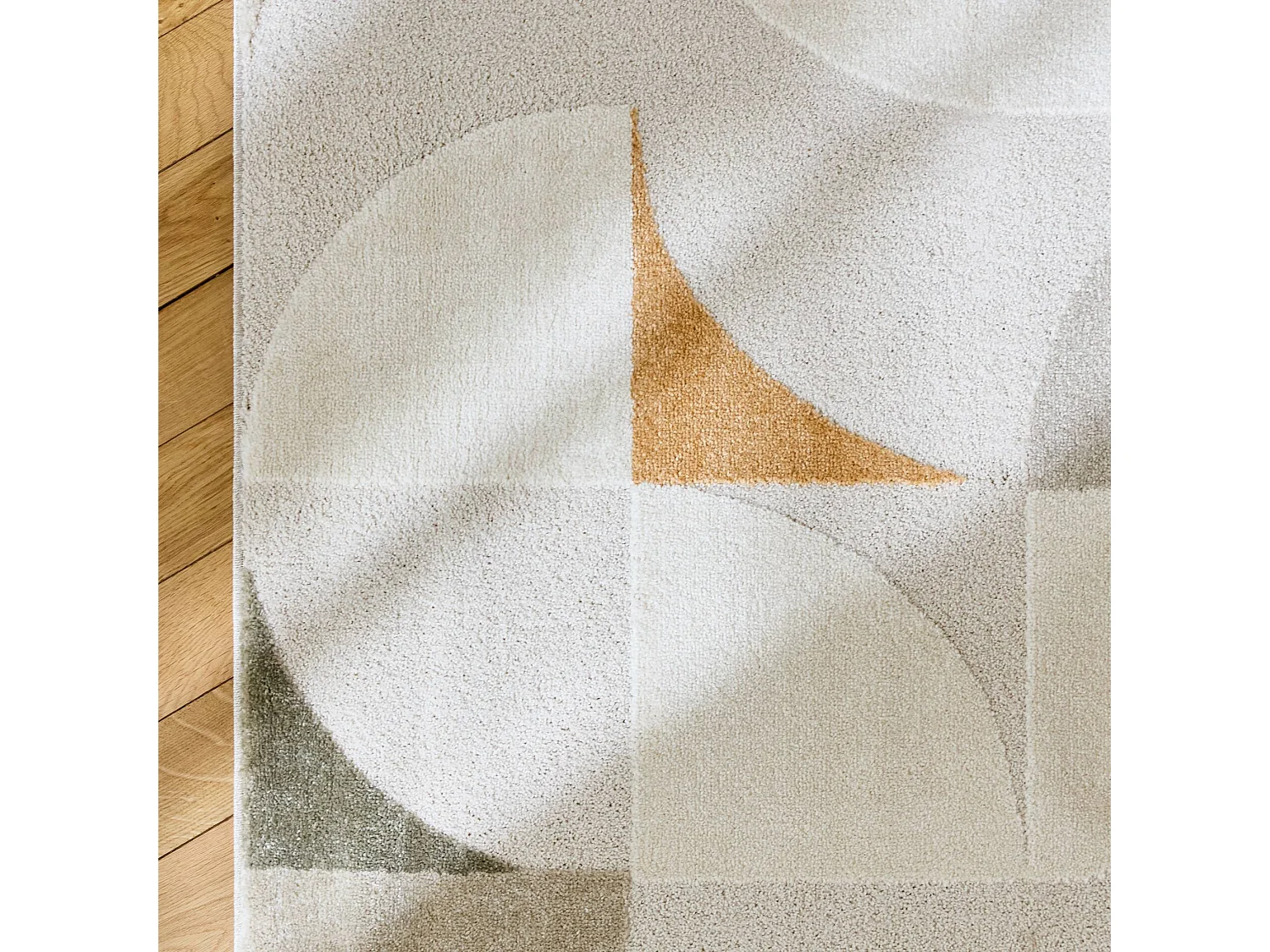 Tappeto interno con motivo retrò color crema