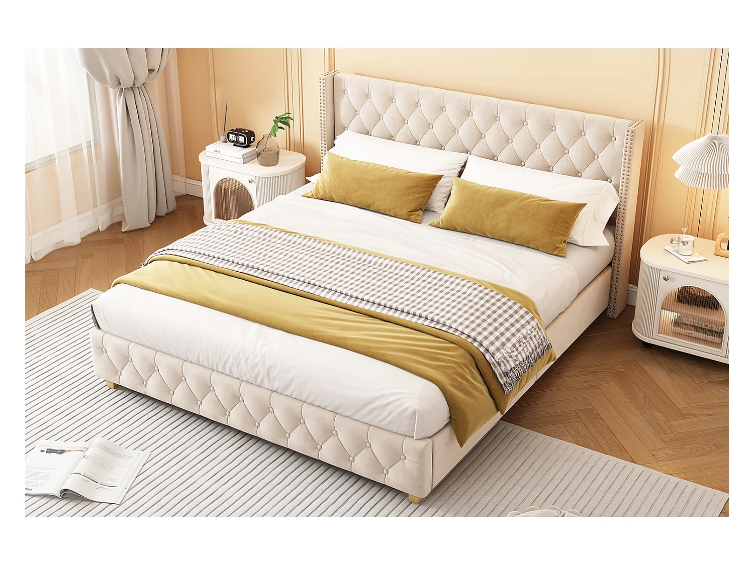 Lit capitonné 180 x 200 cm avec tête de lit, lit adulte en velours, décor avec boutons et rivets, beige clair