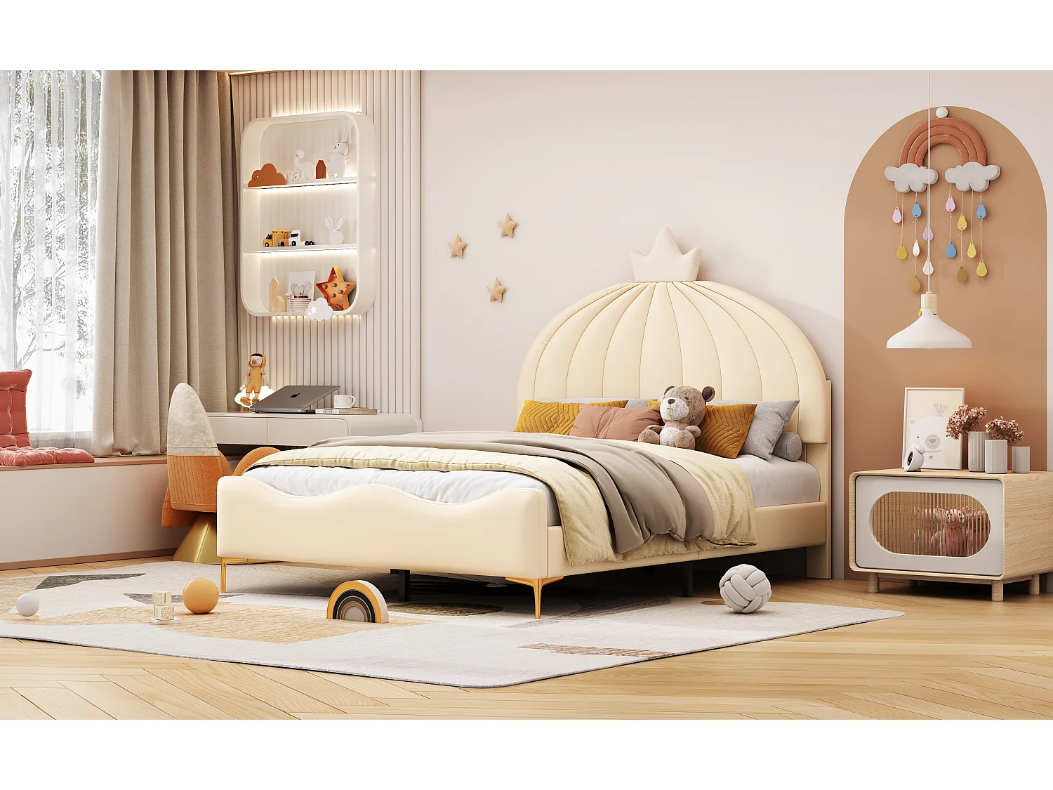 Lit capitonné 140 x 200 cm - Simili cuir et métal - Tête de lit en forme de couronne - Coloris beige