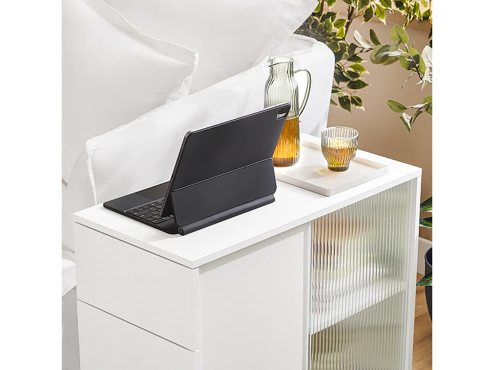 SoBuy Bout de Canapé, Table d'appoint Roulante, Table Basse, Table à Café avec 3 Tiroir, pour Salon, Bureau, Chambre, Bois et Verre, Blanc, L70xP35xH61cm, FBT141-W