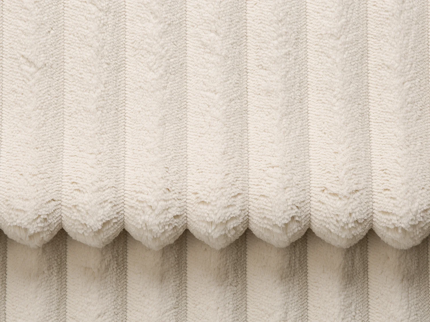 Express-vierzitsslaapbank van beige ribfluweel met brede ribbels - Bed met brede latten 160 cm - Matras 14 cm LORETO