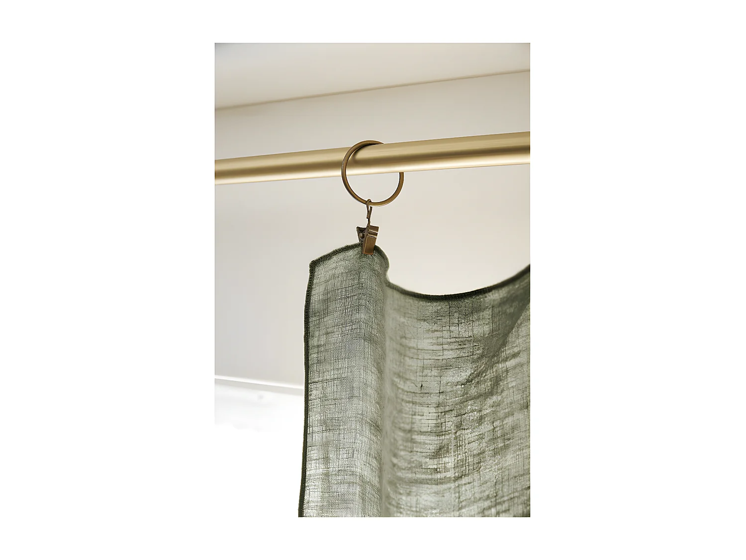 Lot de 2 rideaux ajustables + 8 anneaux pince "Soline" 140 x 270 cm Lin lavé l'Effet Papillon