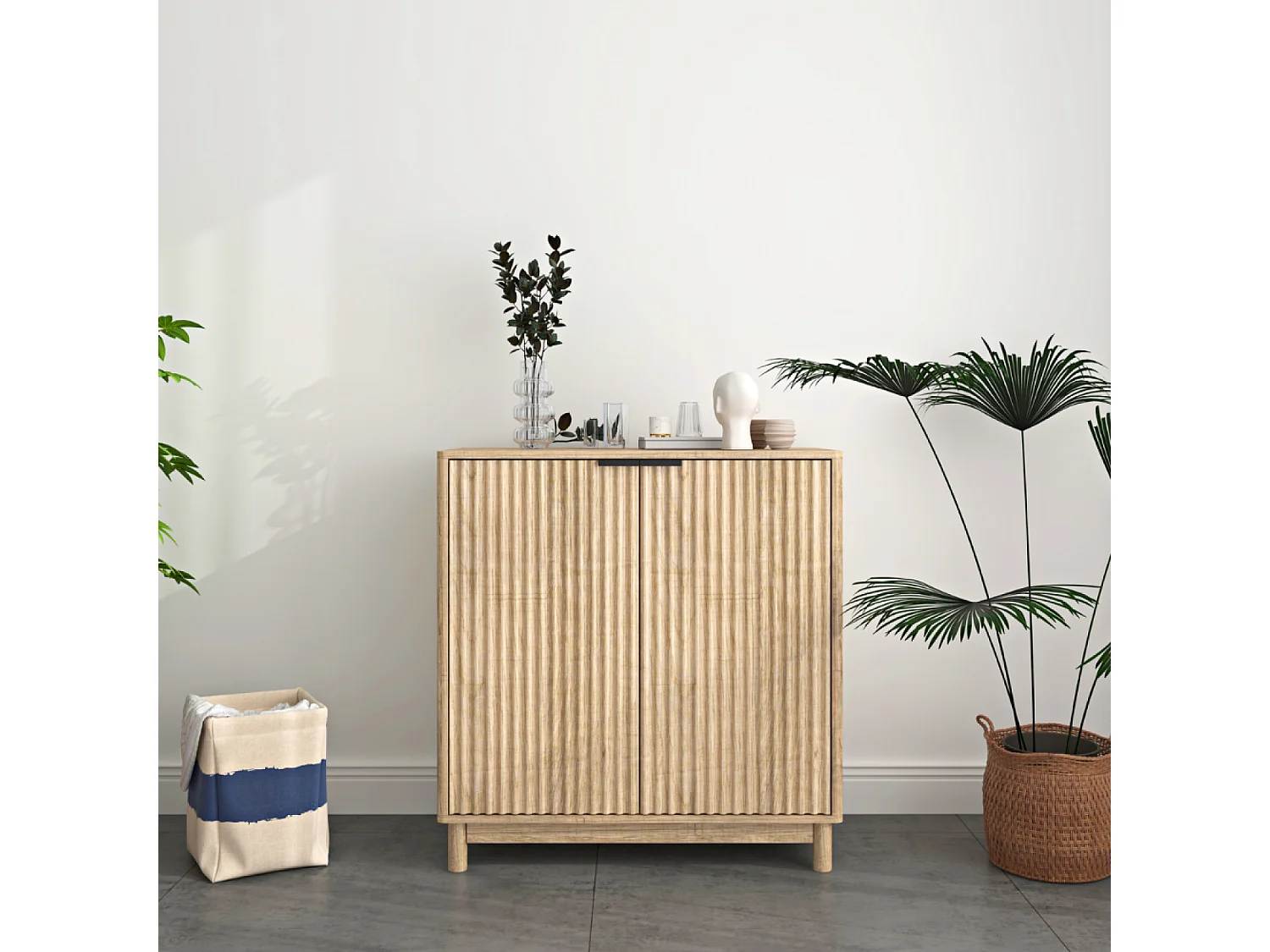 Credenza in legno con 2 ante e 2 nicchie SCANDI