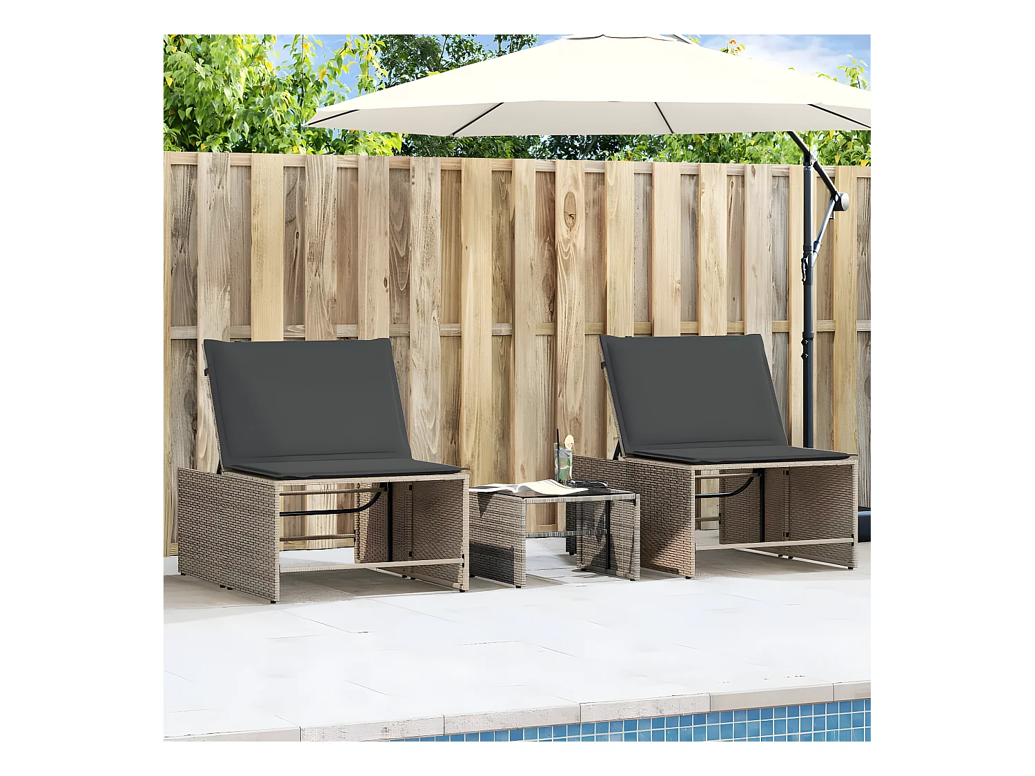 Lot de 2 Bains de soleil avec table gris résine tressée FR21610
