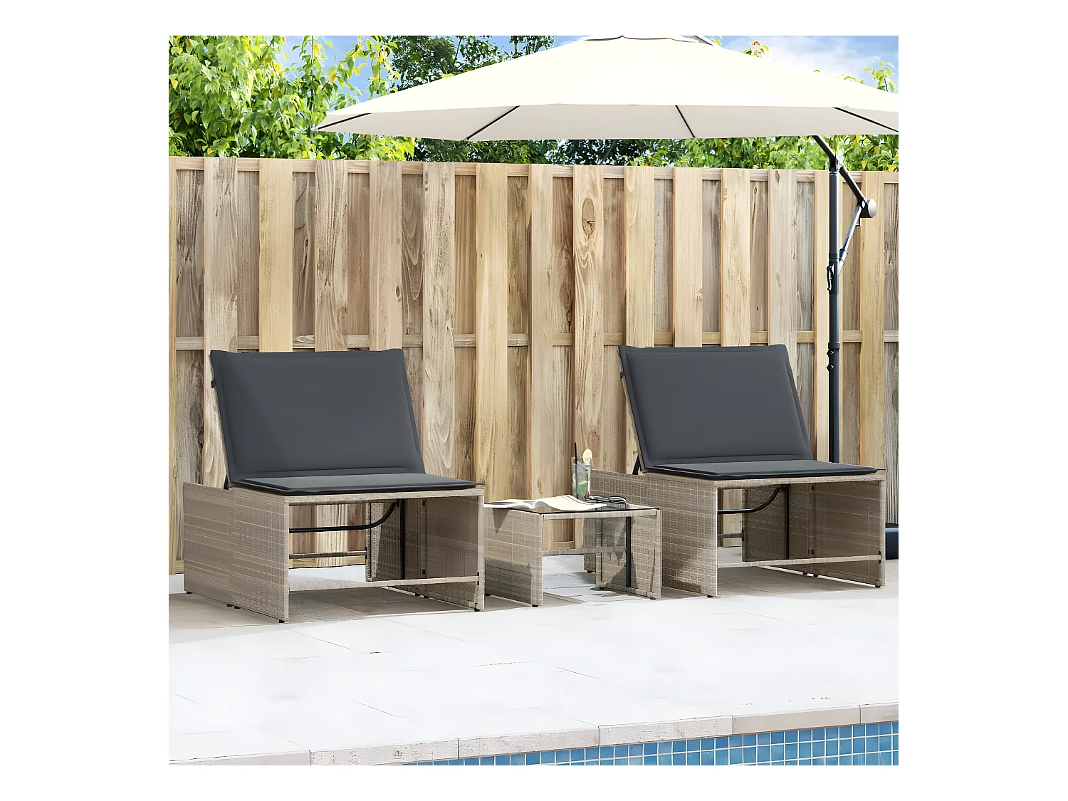 Lot de 2 Bains de soleil avec table gris clair résine tressée FR43714
