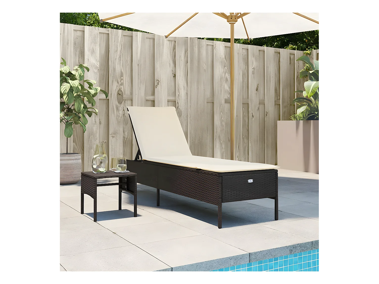 Bain de soleil avec table et coussin marron résine tressée FR87686