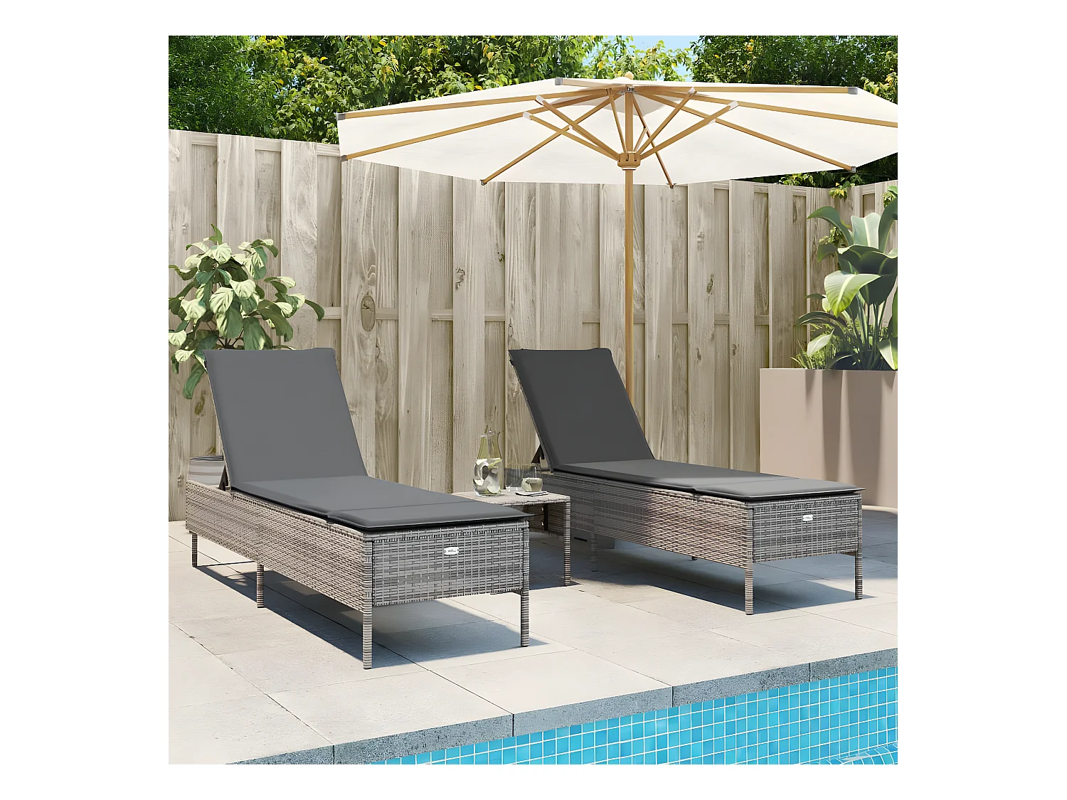 Lot de 2 Bains de soleil avec coussins gris résine tressée FR61069