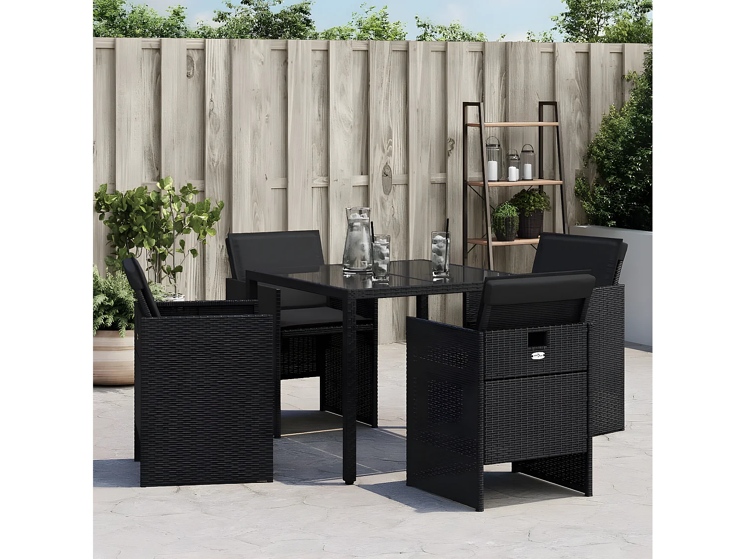 Lot de 4 Chaises de jardin avec coussins noir résine tressée FR51297