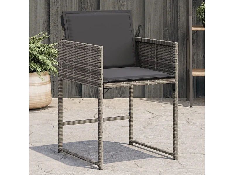 Lot de 4 Chaises de jardin avec coussins gris résine tressée FR44428