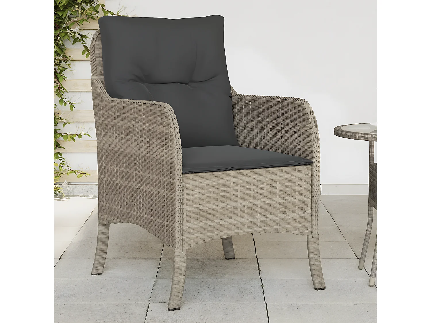 Lot de 2 Chaises de jardin coussins gris clair résine tressée FR69216