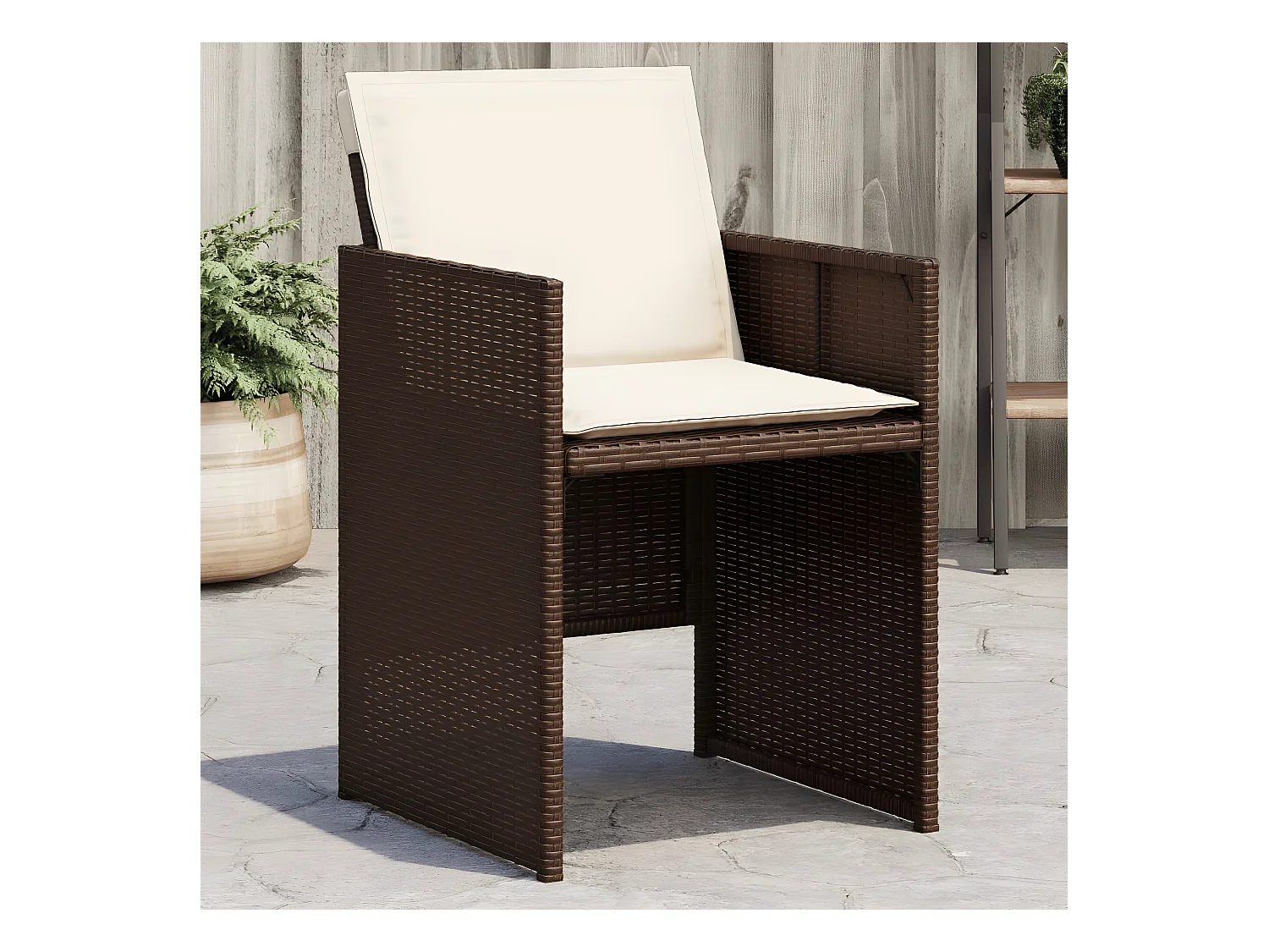 Lot de 4 Chaises de jardin avec coussins marron résine tressée FR43503