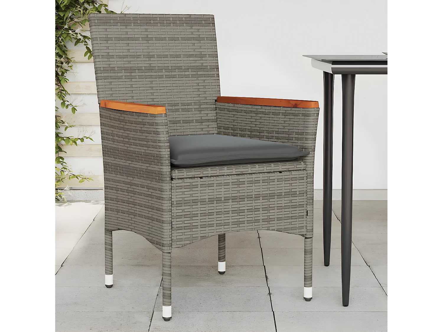 Lot de 2 Chaises de jardin avec coussins gris résine tressée FR13494