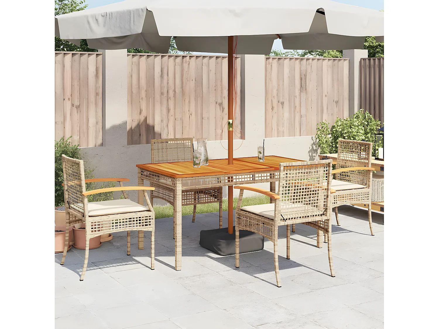 Lot de 4 Chaises de jardin coussins beige résine tressée acacia FR70616