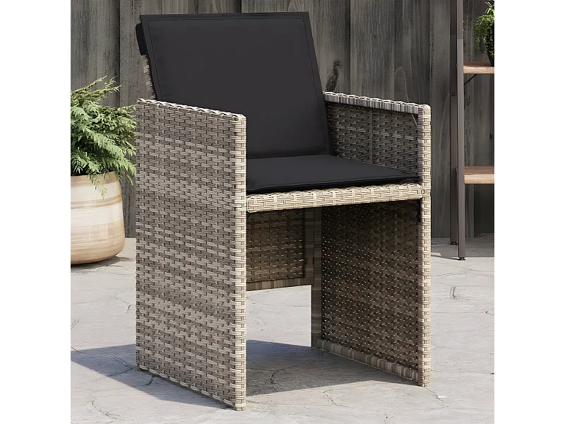 Lot de 4 Chaises de jardin avec coussins gris clair poly rotin FR81051