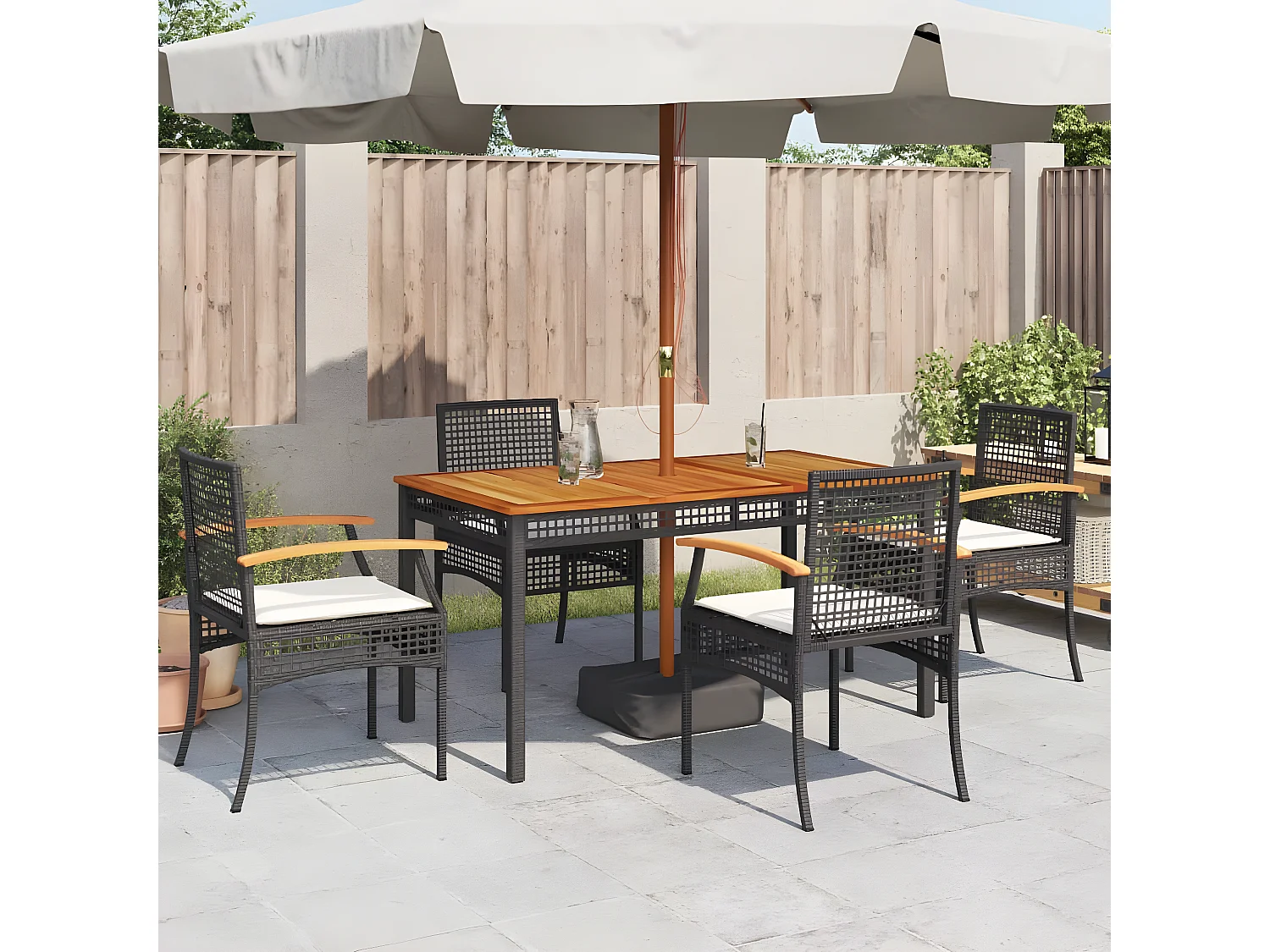 Lot de 4 Chaises de jardin coussins noir résine tressée acacia FR66187