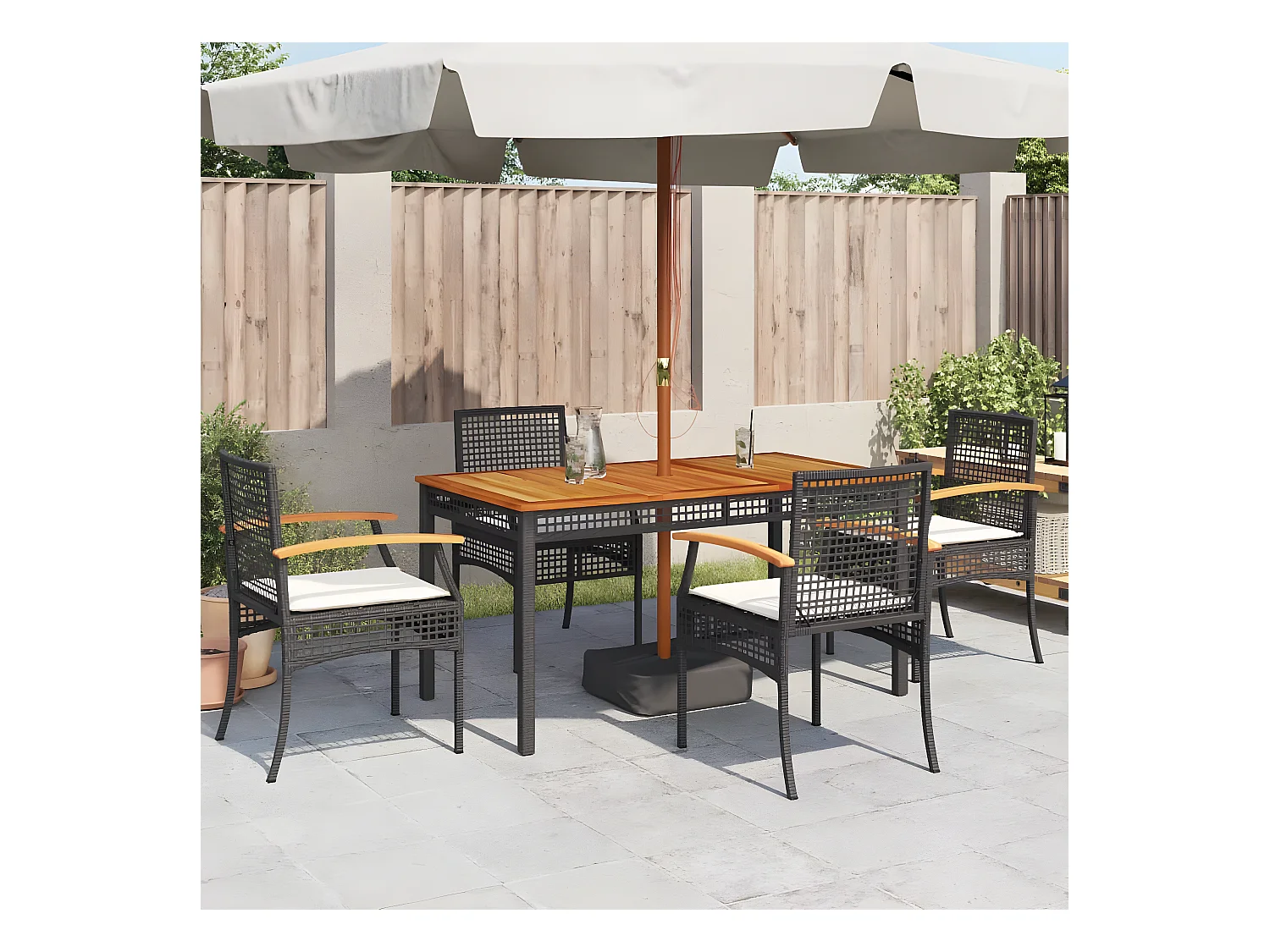 Lot de 4 Chaises de jardin coussins noir résine tressée acacia FR66187
